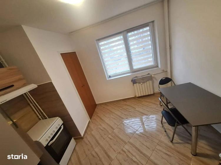 Garsoniera mare decomandata zona parc IOR metrou Nicolae Grigorescu - 1