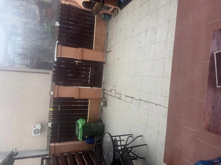 Casa de vanzare la 12-15 min de mers pe jos de metrou Dimitrie Leonida-l - 1