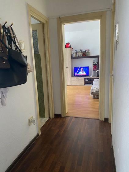 Inchiriez apartament 2 camere zona Centru - 5