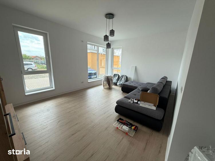APARTAMENT DECOMANDAT CU TERASA DE 18 MP SI GRADINA - - 7
