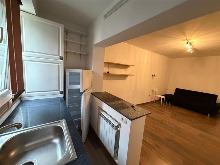 Garsoniera parter, de vanzare in zona Centrala - Bucegi - Sala Polivalenta - 3