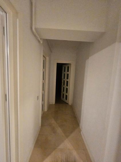 Proprietar Inchiriez apartament 2 camere Royal Town Copou+parcare subt - 3