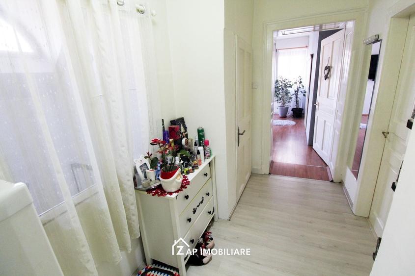 Centru - Mihai Viteazul - Apt 4 camere - 85 mp util - etaj 1 - 5