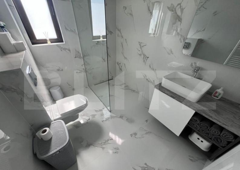 ???? Vila moderna, de vanzare, cu 5 camere, teren 604 mp, - 16