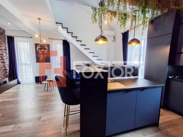 Apartament cu 3 camere semidecomandat, mobilat în Giroc Apartament cu 3 camere semidecomandat, mobilat în Giroc