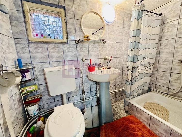 Casa individuala de vanzare in Nucet | Rosia | teren 747 mp | livada, pivnita | - 7