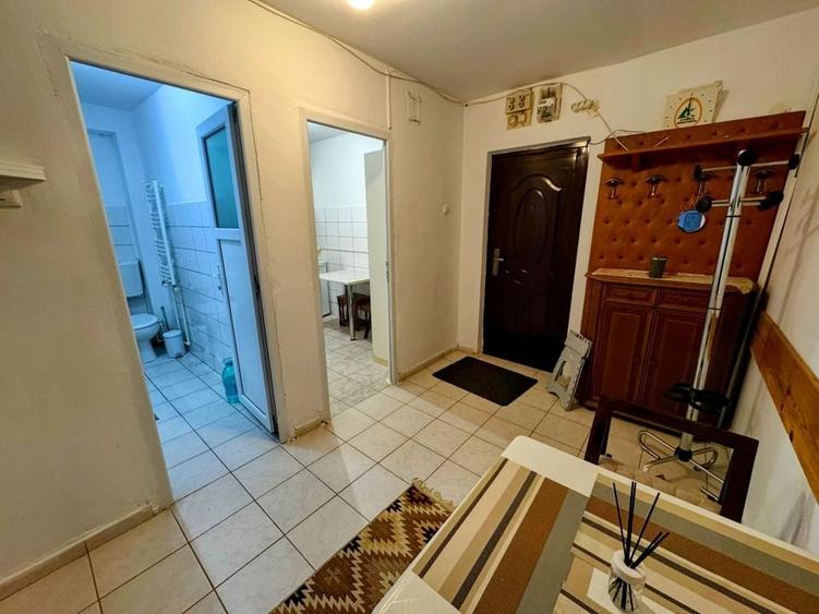 Piața Tomis 3 - garsonieră decomandată mobilată utilată - 7