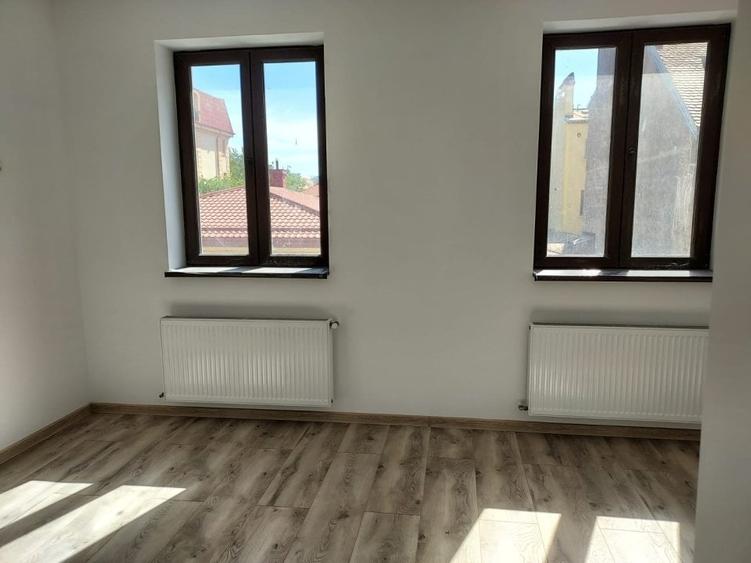 PIATA VICTORIEI-etaj 2 in VILA SUPERBA,130 MP LIFT,,TOTUL NOU,1700 EURO - 16