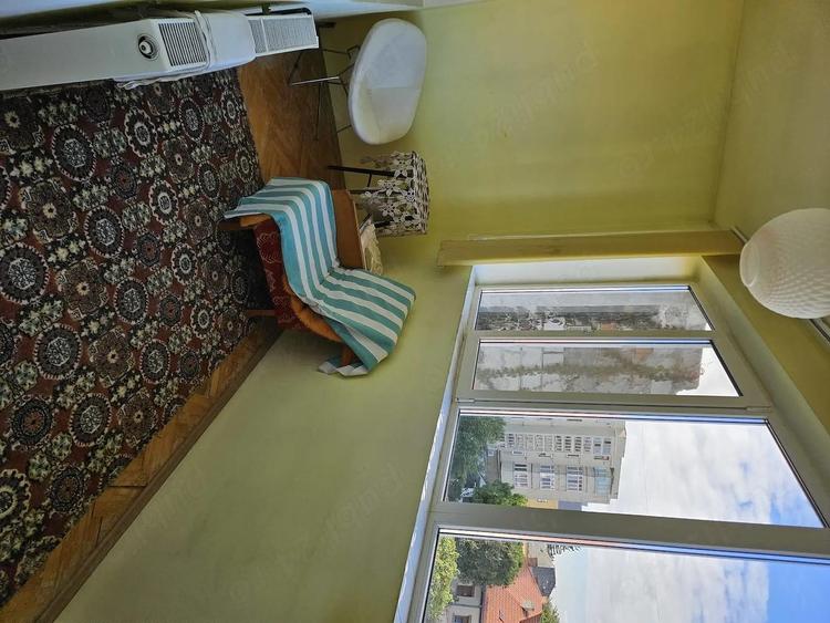 Inchiriez apartament cu 3 camere - 7