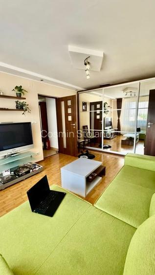Apartament trei camere Piata Chibrit Apartament trei camere Piata Chibrit