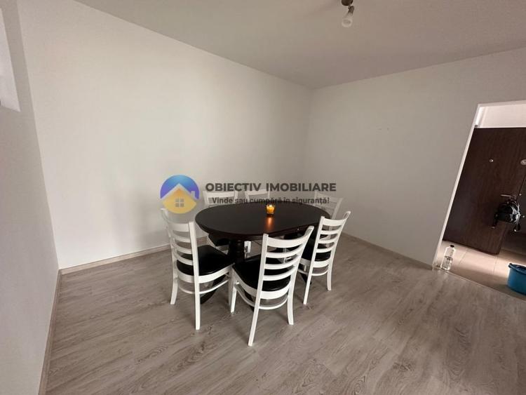 Apartament de inchiriat – 4 camere/ zona Scoala Nr.2 - 16
