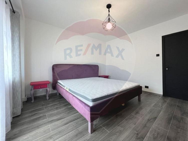 Apartament spațios de închiriat, strada Năsăud, bloc cu lift - 14