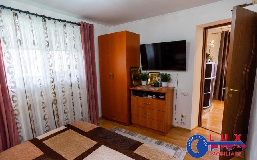 ID 6677 Casa LA CHEIE - DE VANZARE - 14