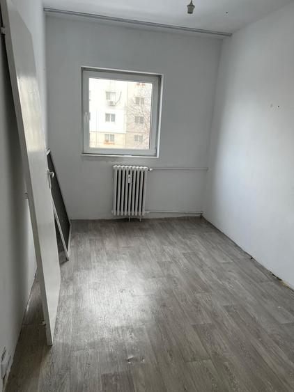 Apartament 3 camere | Zona Mărășești, Ploiești | Etaj 2 | 54,70 mp - 3
