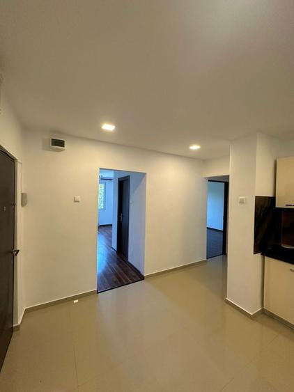 Inchiriez apartament 3 camere Libertatii (Reghin) - 3