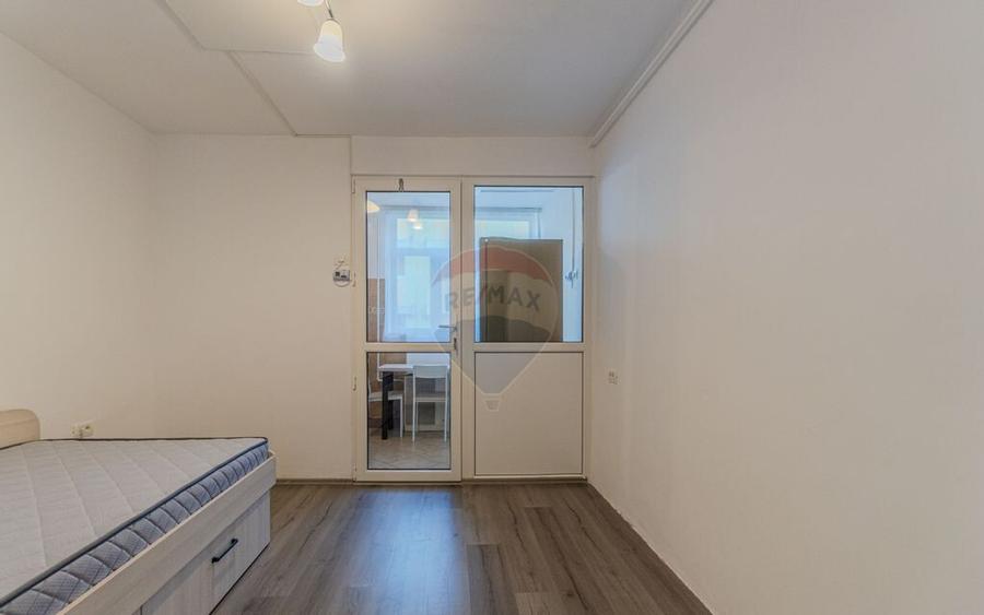 REZERVAT| GARSONIERA|DE VANZARE| ETAJ 2/4| MOBILATA SI UT... - 5