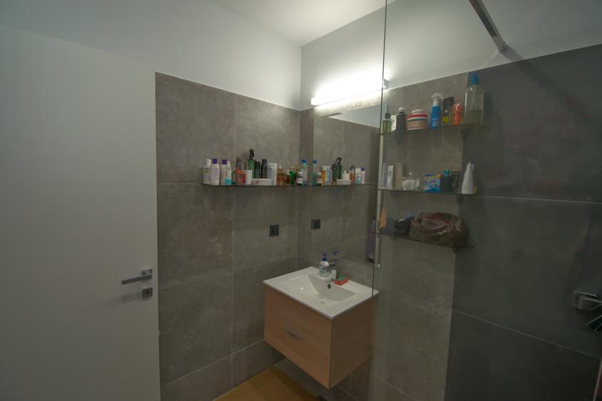 LOCUINTA PRIMITOARE, COMPLET MOBILATA SI UTILATA - 22