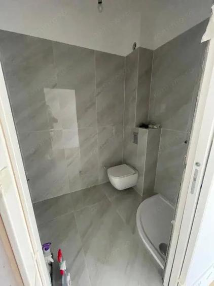 Apartament 3 camere, decomandat, zona Siloz-semicentral - 8