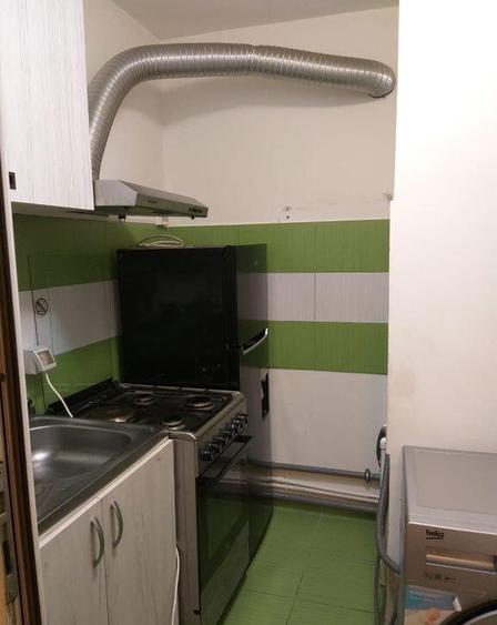 Garsoniera de va^nzare - Paratorii Patriei - 1