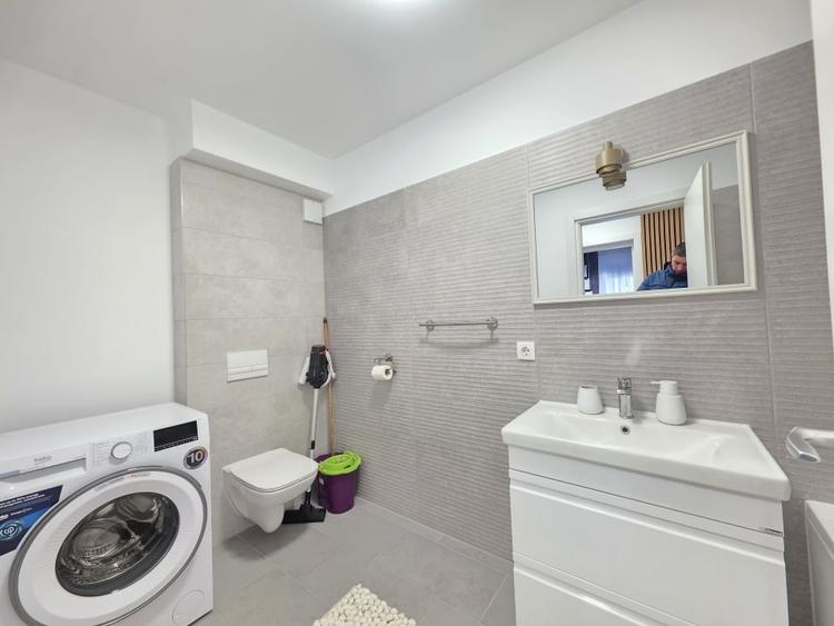 Apartament cu trei camere pe doua niveluri, tip vila, zona Tractorul - 8