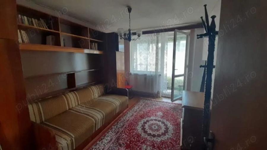 Apartament 3 camere de vânzare, vedere 2 parti– Centrul Civic, B-dul Victoriei - 3