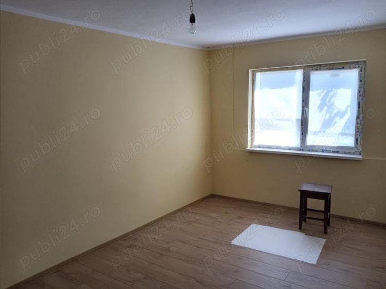 Casa de vanzare , zona pod Brailita - 9