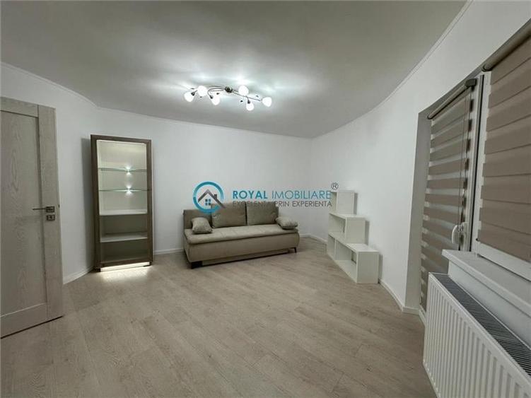 Royal Imobiliare - Inchiriere apartament 2 camere in zona P-ta Mihai Viteazu - 3