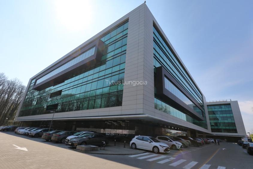 Premium Commercial Space for Rent on DN1 Bucharest Premium Commercial Space for Rent on DN1 Bucharest