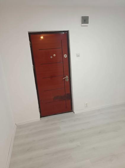 Garsoniera confort 3 Rahova Etaj 2 renovata(parchet nou,zugravita,boiler apa calda,retea gaze pana la vecin) - 6