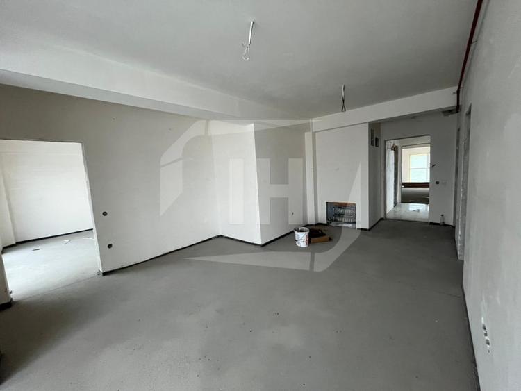 Apartament 3 camere |  etaj intermediar | zona Donath - 1