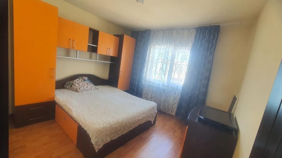 Apartament 2 cam. Generala 15 - 8