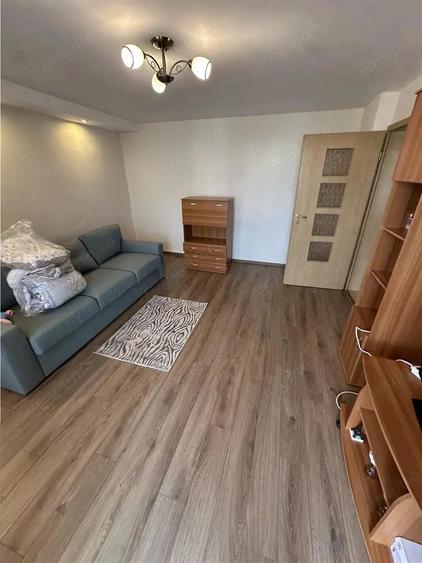 Decomandat, model mare cu 2 bai in zona Bucovina - 1