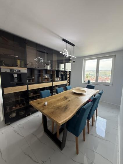 Penthouse - 123 mp utili - 5 camere - 3 bai - 3 parcari - zona Subcetate! - 3