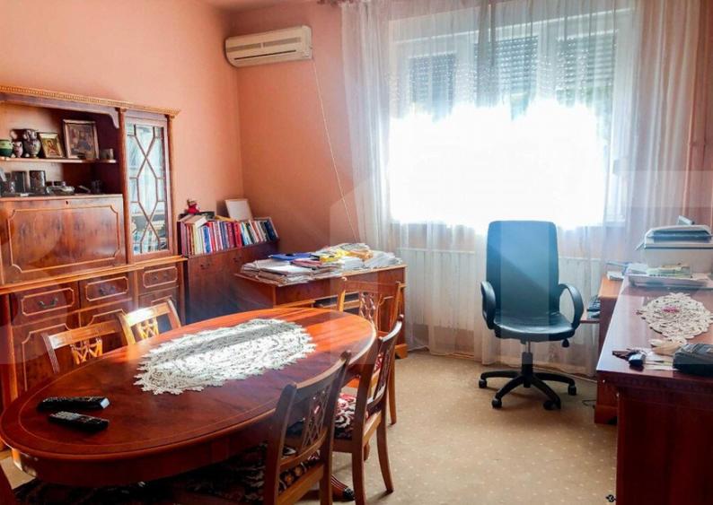 Casa individuala de 200 mp si teren 320 mp in Calea Toro - 1