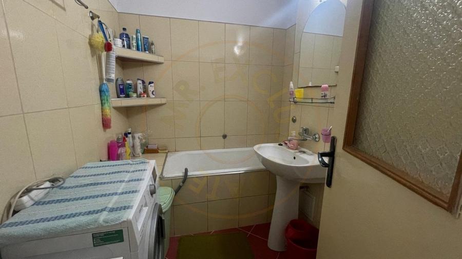 De vanzare Apartament 3 camere Careiului - 10