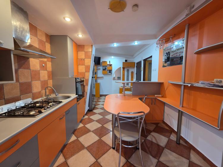 Titan,str.Ciucea,7 minute metrou 1 Decembrie 1918 - 9