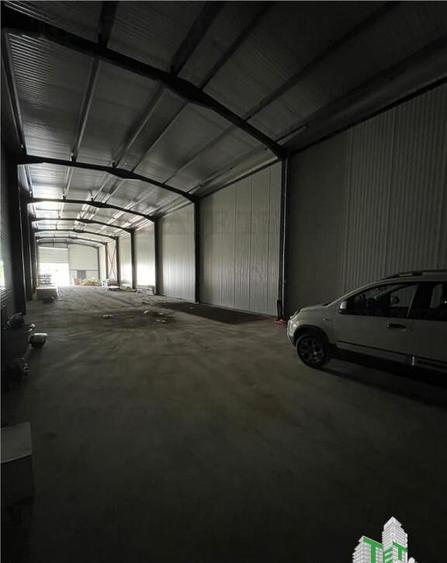 Spatiu comercial stradal, cu toate utilitatile stradal, la 1 - 4