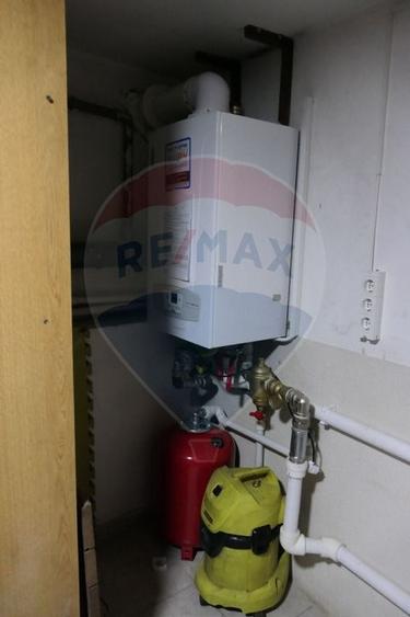 Vila cu 10 camere de vanzare in zona Centrala - 26