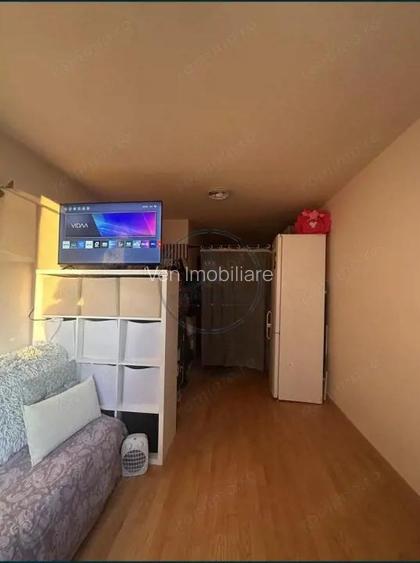 Garsoniera zona Centrala etaj 1