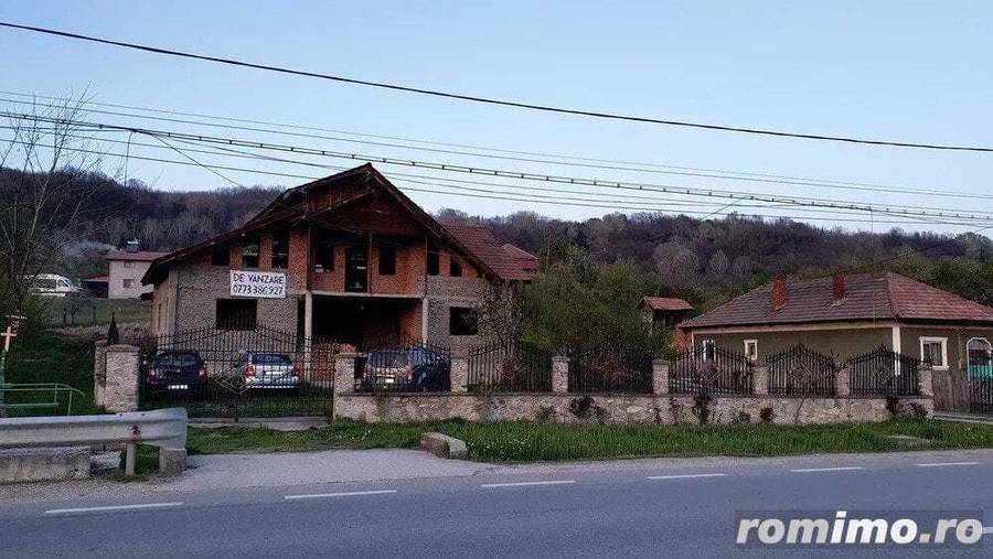 Casa spatioasa in Plopsoru - 1