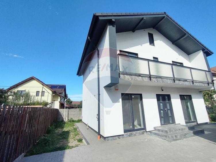 Casa cu 3 camere de vanzare in zona Turnisor - 12