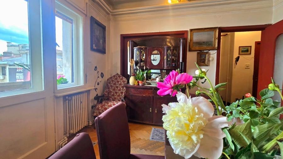 REA1023927 Apartament 4 camere Piata Amzei - 1