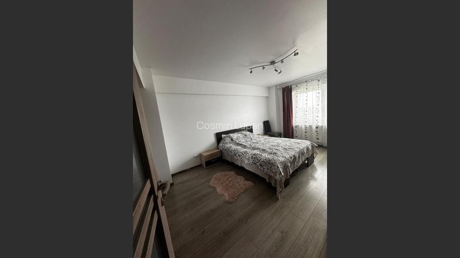 Apartament de vânzare - 2 camere + loc de parcare