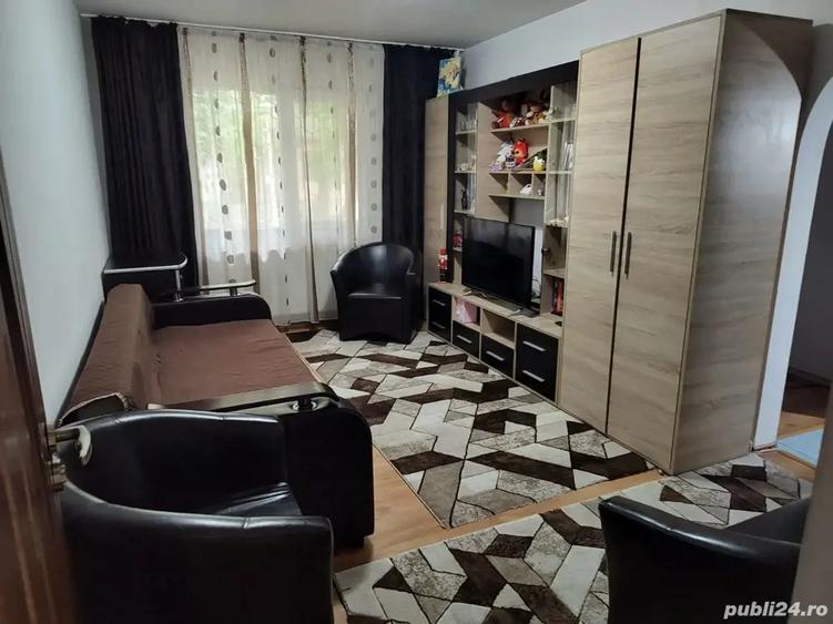 Propietar vand apartament 2 camere 40 metri - 1