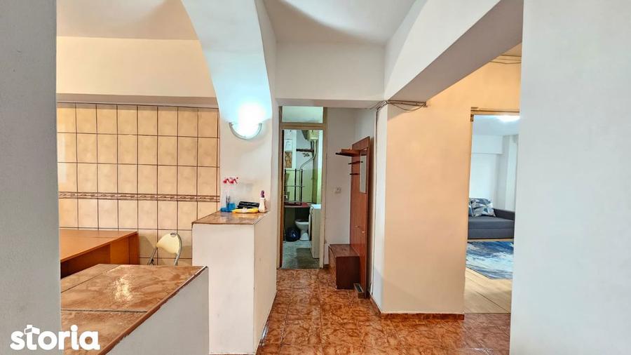 Apartament cu 3 camere decomandat în Pantelimon