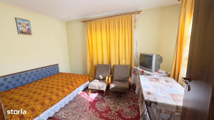 Spatiu, intimitate si verdeata langa Pitesti - Geamana | 2 case, teren - 15