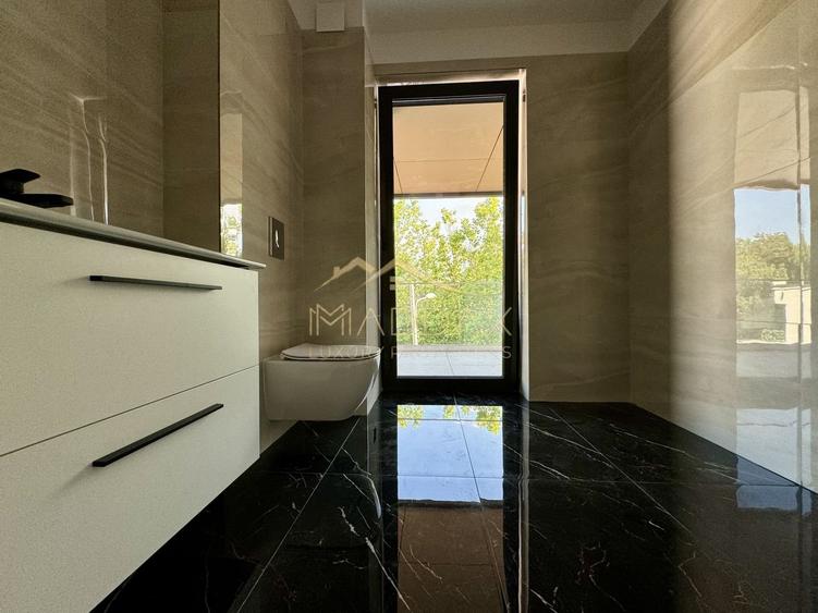 Vila cu 5 camere  *366mp* / Curte privată *315mp* / Pipera - Lake View - 33