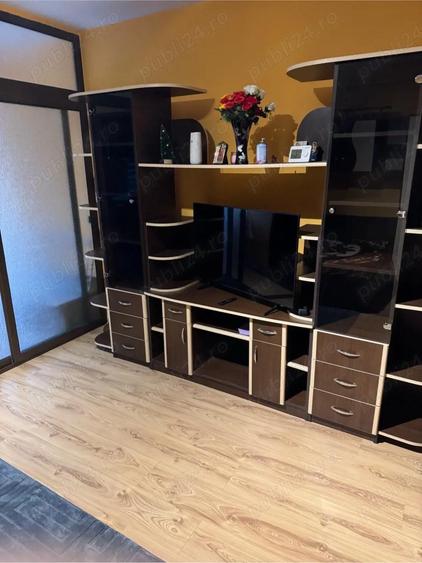 vand Garsoniera . - 6