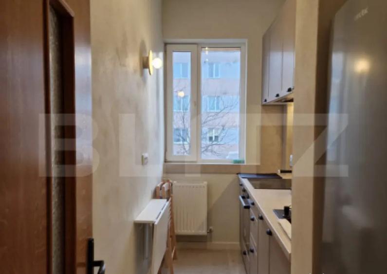 Apartament 2 camere, lux, garaj, zona Gruia - 10