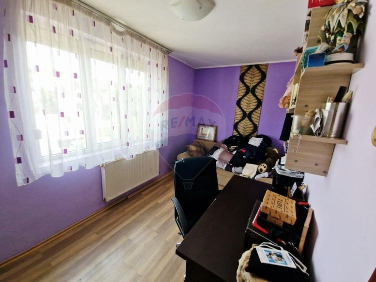 Apartament spațios cu balcon – P. Neamț - 7